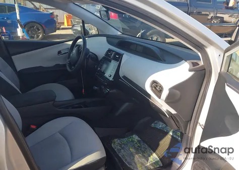 2022 Toyota Prius Le z USA, uszkodzony, nr VIN JTDKAMFU0N3179265